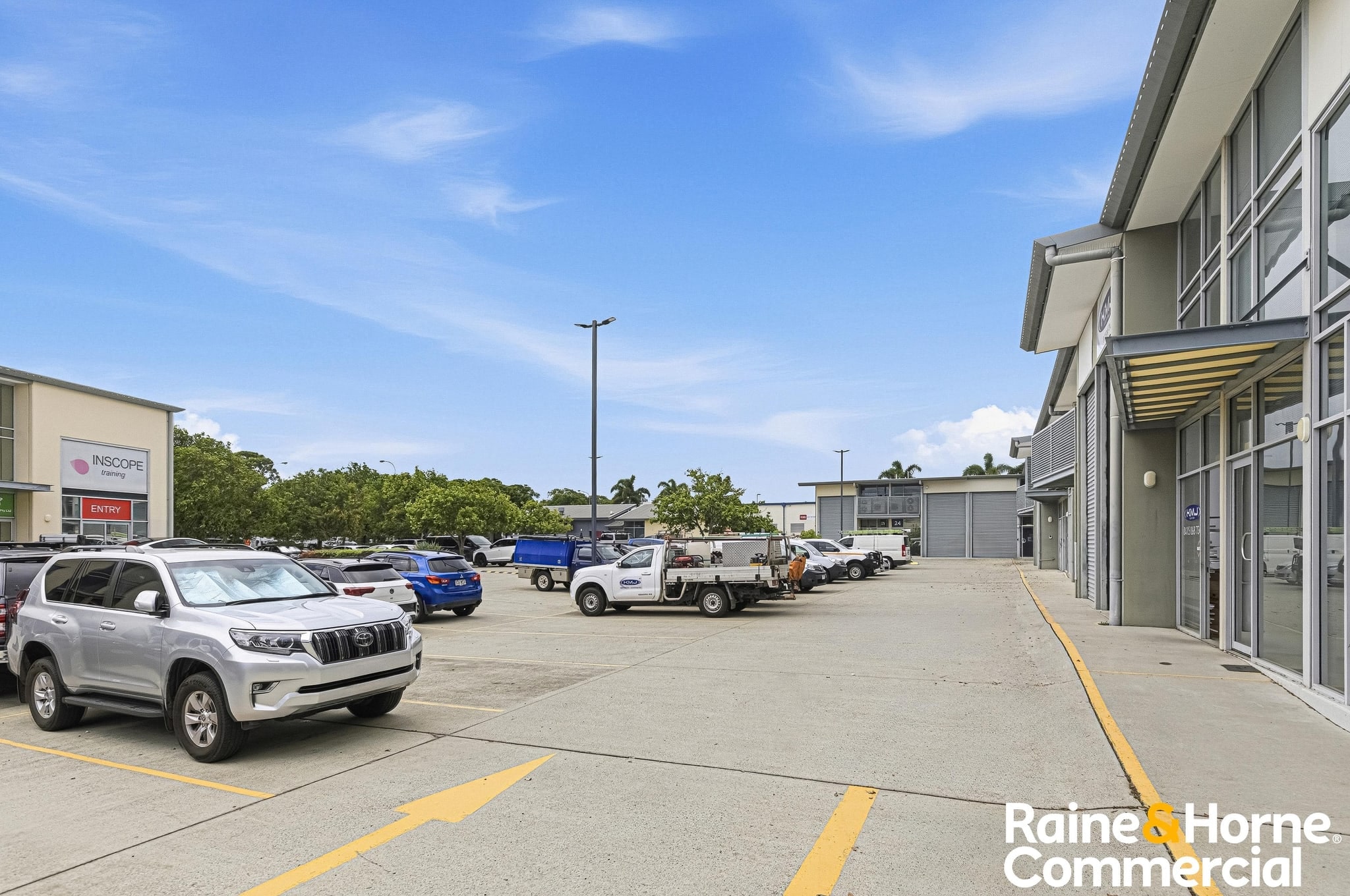 1015 Nudgee Rd, Banyo for lease Primary Photo- Image 1 of 7