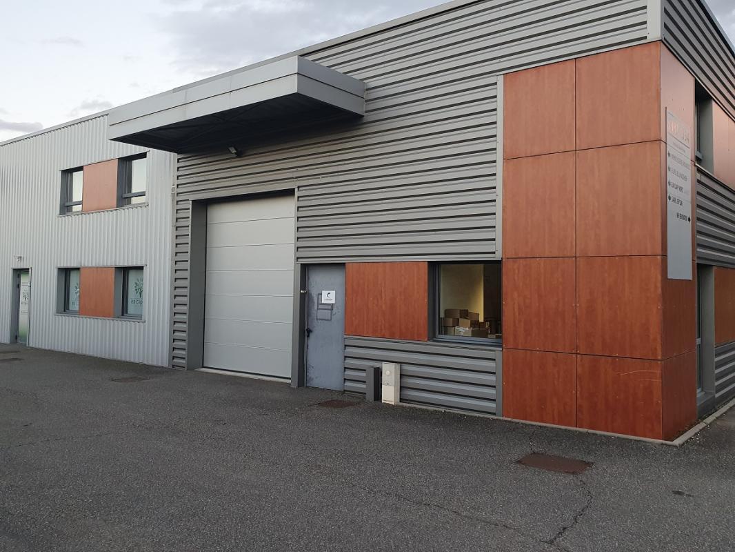 Flex in Charly for lease Building Photo- Image 1 of 20