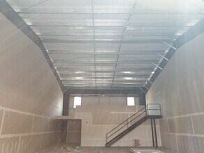 633 Pierce Ave, Linden, NJ à louer Photo intérieure- Image 2 de 4