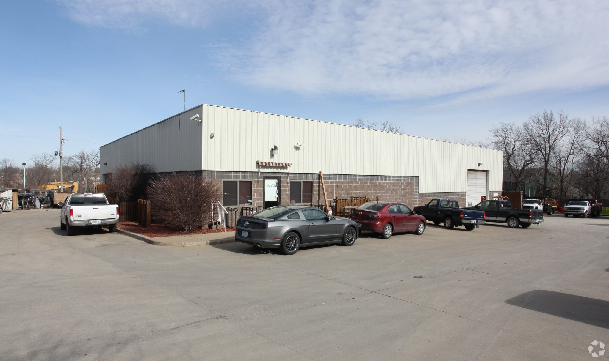 6770 W 152nd Ter, Overland Park, KS for lease Primary Photo- Image 1 of 9