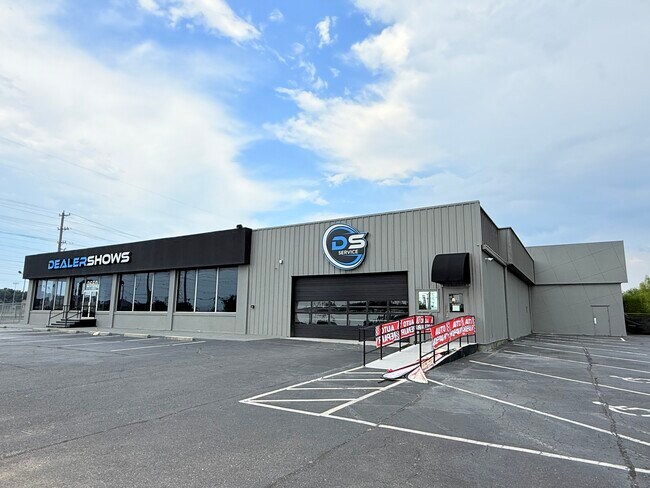 More details for 2660 S Mendenhall Rd, Memphis, TN - Flex for Lease