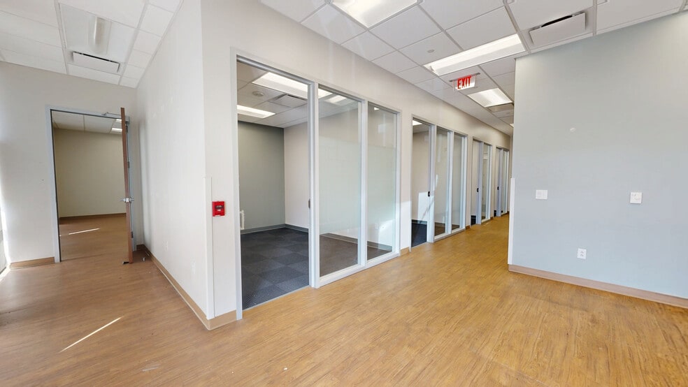 1655 E Bert Kouns Industrial Loop Expy, Shreveport, LA for lease - Matterport 3D Scan - Image 2 of 13