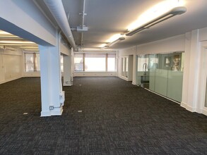 360-362 17th St, Oakland, CA for lease Interior Photo- Image 2 of 2