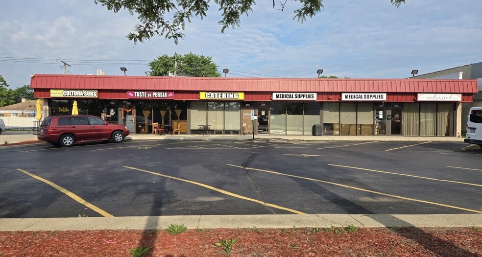 9432-9438 Waukegan Rd, Morton Grove, IL for sale - Building Photo - Image 3 of 5