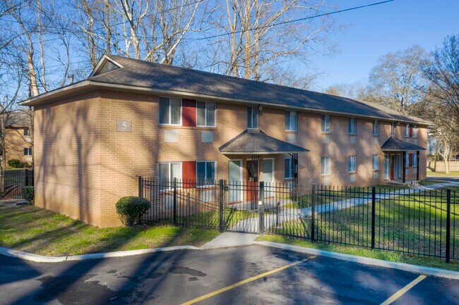 Plus de détails pour 2125 Joseph E Boone Blvd, Atlanta, GA - Multi-résidentiel à vendre