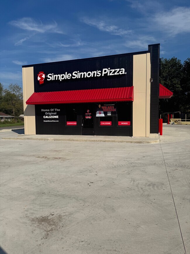 More details for 103 Stryker Rd, Corrigan, TX - Retail for Sale