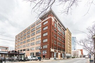 Plus de détails pour 107-123 E Markham St, Little Rock, AR - Bureau/Commerce de détail à louer