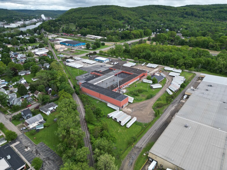 304 Main Ave, Warren, PA for sale - Building Photo - Image 3 of 9