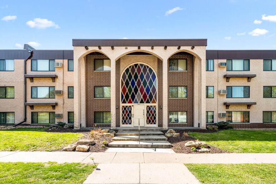 1940 Iglehart Ave, Saint Paul, MN à vendre - Photo du bâtiment - Image 2 de 22