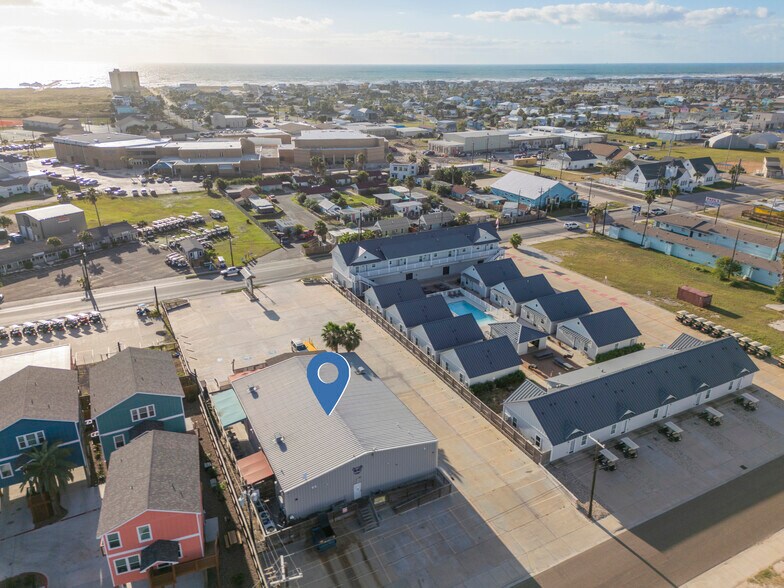 203 N Alister St, Port Aransas, TX à vendre - Photo du bâtiment - Image 3 de 11