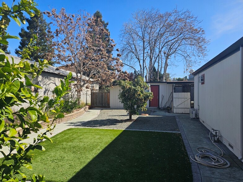 101 W Hendy Ave, Sunnyvale, CA for lease - Building Photo - Image 3 of 18