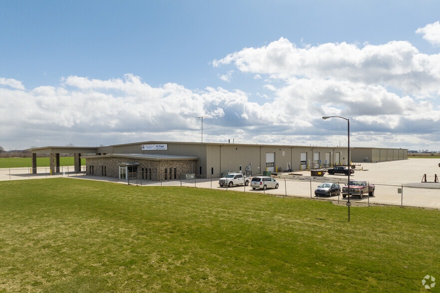 1101 E Lutz Rd, Archbold, OH for lease - Primary Photo - Image 1 of 7