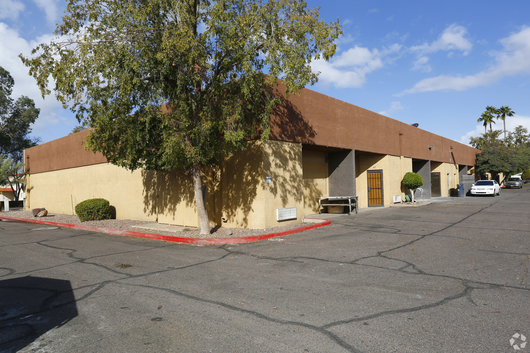 555 W 2nd Ave, Mesa, AZ à vendre Photo principale- Image 1 de 1