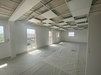 More details for 25 Rue Travers Des Champs Guillaume, Cormeilles-en-Parisis - Flex for Lease