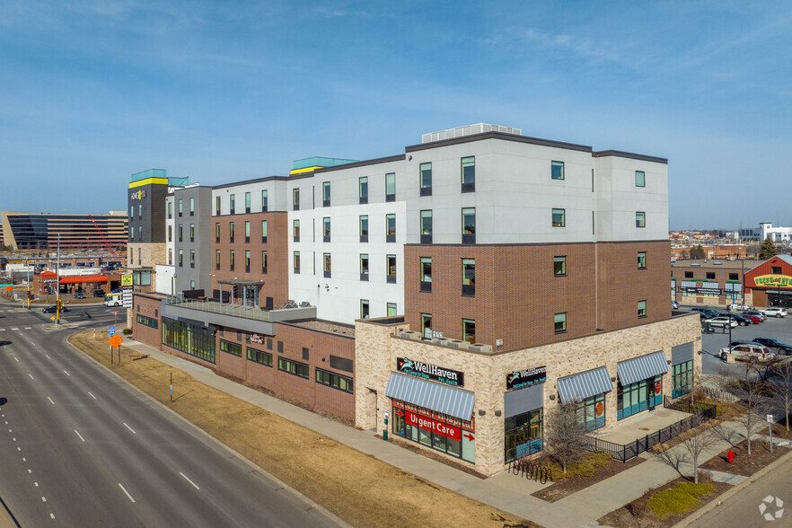 2100 W 80 1/2 St, Bloomington, MN for lease - Building Photo - Image 2 of 5