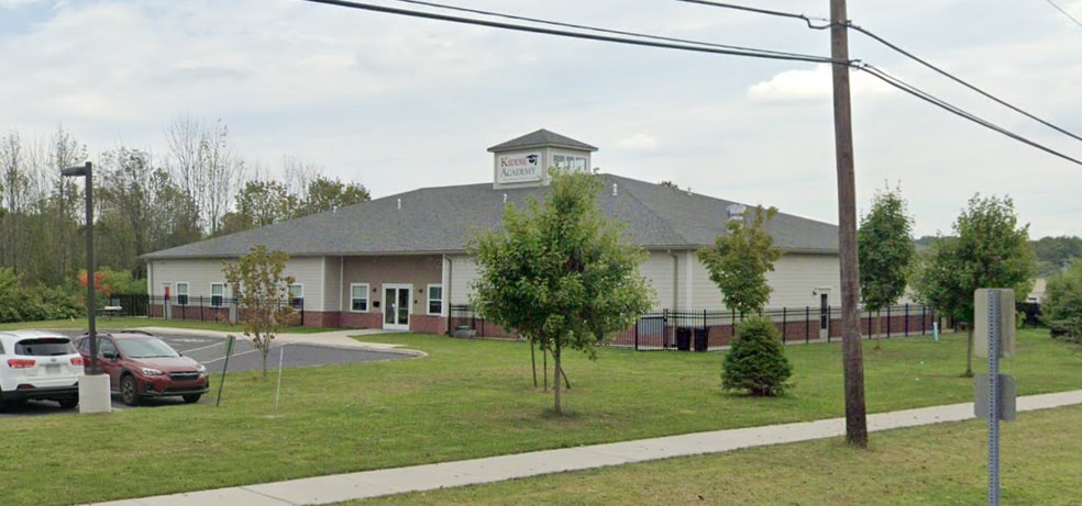 1200 AM Dr, Quakertown, PA for sale - Building Photo - Image 2 of 11