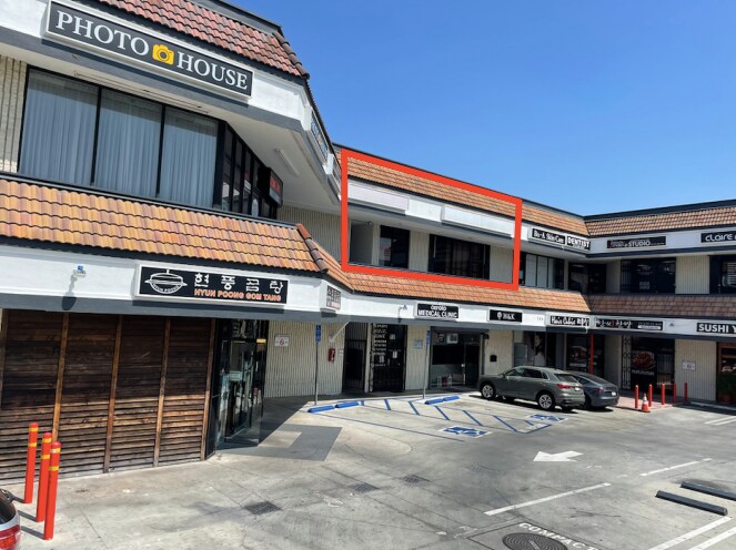 238-244 S Oxford Ave, Los Angeles, CA à louer - Photo du bâtiment - Image 2 de 9