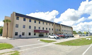 Plus de détails pour 2525 Harbor Blvd, Port Charlotte, FL - Médical à louer