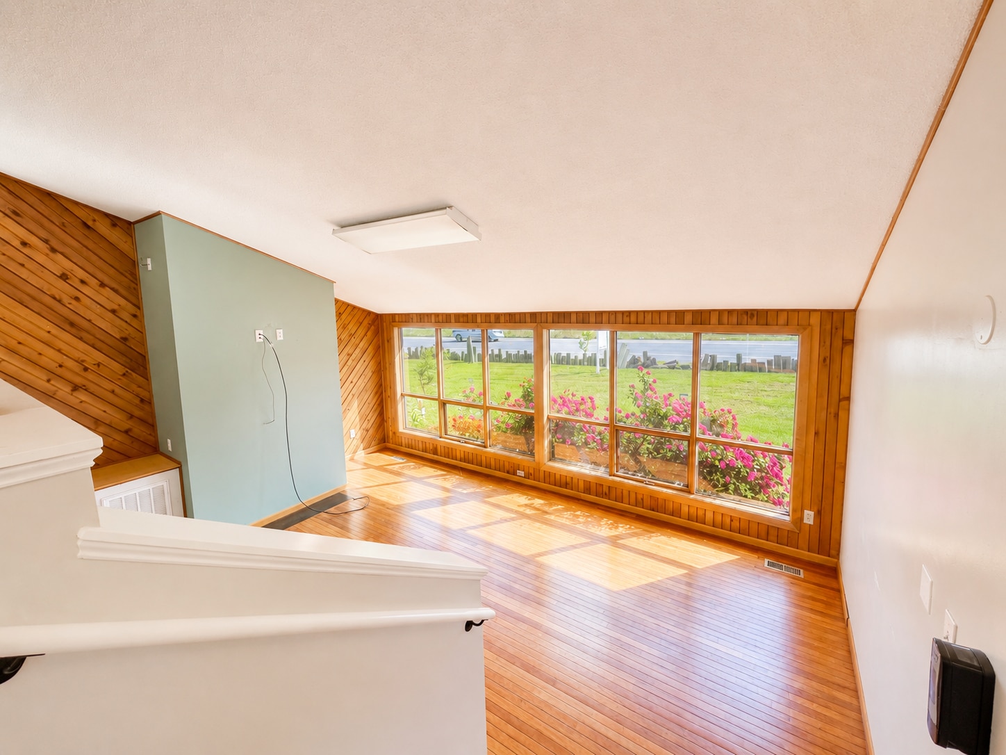 16337 Coastal Hwy, Lewes, DE for lease Interior Photo- Image 1 of 8