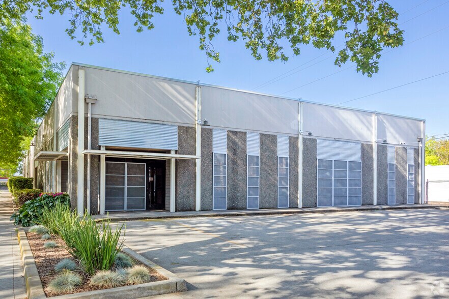1920 20th St, Sacramento, CA for sale - Building Photo - Image 2 of 37