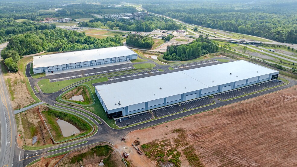 89 Pegasus Pky, Lagrange, GA à louer - Photo du bâtiment - Image 2 de 6