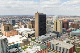 200 N Saint Clair St, Toledo, OH - AERIAL map view