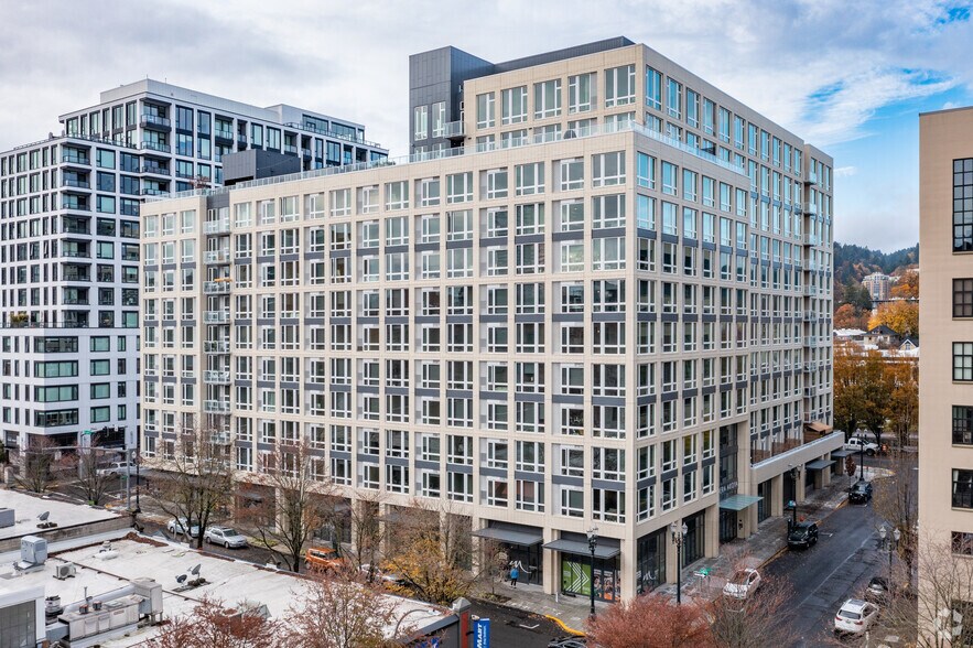 1430 NW Hoyt St, Portland, OR à louer - Photo du bâtiment - Image 3 de 8