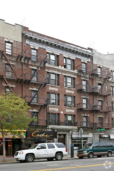 114 Nagle Ave, New York, NY à louer - Photo du bâtiment - Image 3 de 6