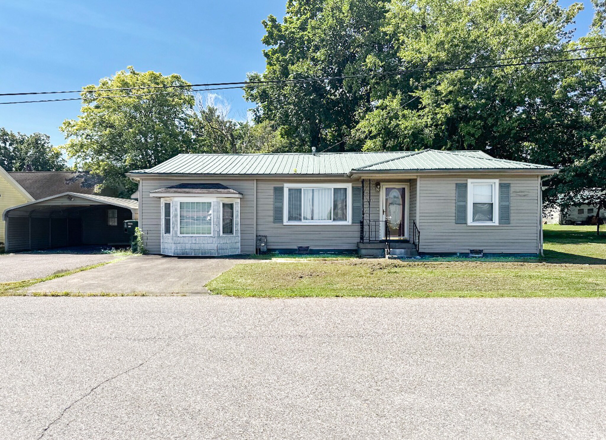 202 Harold King Dr, Benton, KY à vendre Photo principale- Image 1 de 23