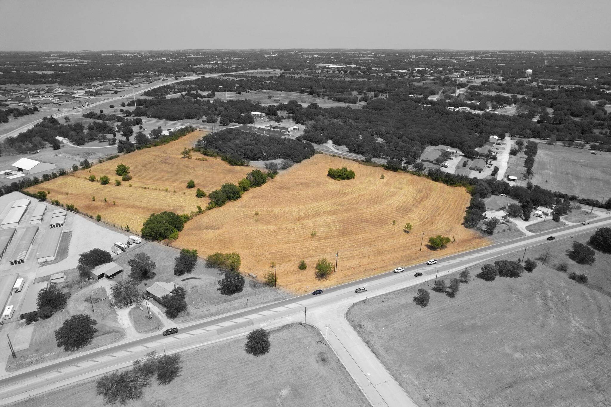 215 Zion Hill Rd, Weatherford, TX à vendre Photo du bâtiment- Image 1 de 9