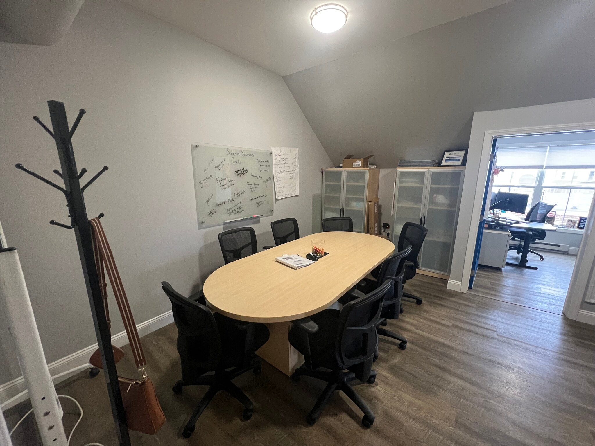 8 Jenkins Ct, Durham, NH à louer Photo du bâtiment- Image 1 de 8