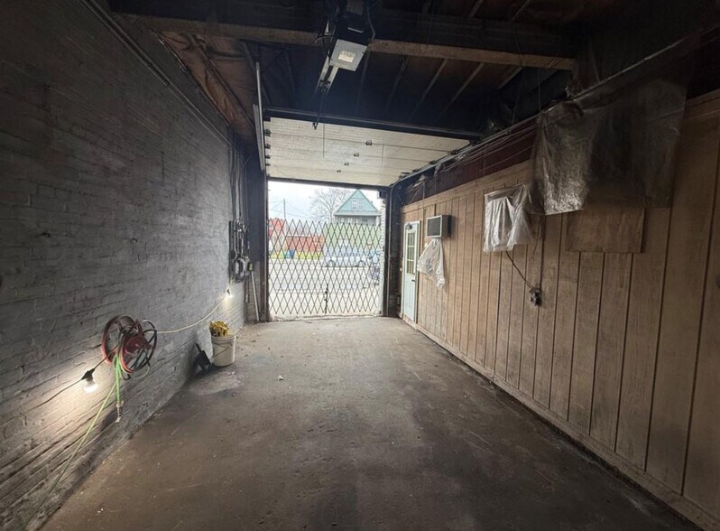 1300 Broadway St, Buffalo, NY à vendre - Photo du bâtiment - Image 2 de 6