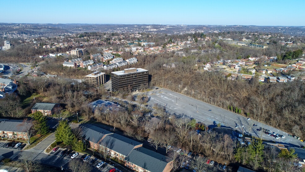 151 Roessler Rd, Pittsburgh, PA for lease - Building Photo - Image 3 of 11