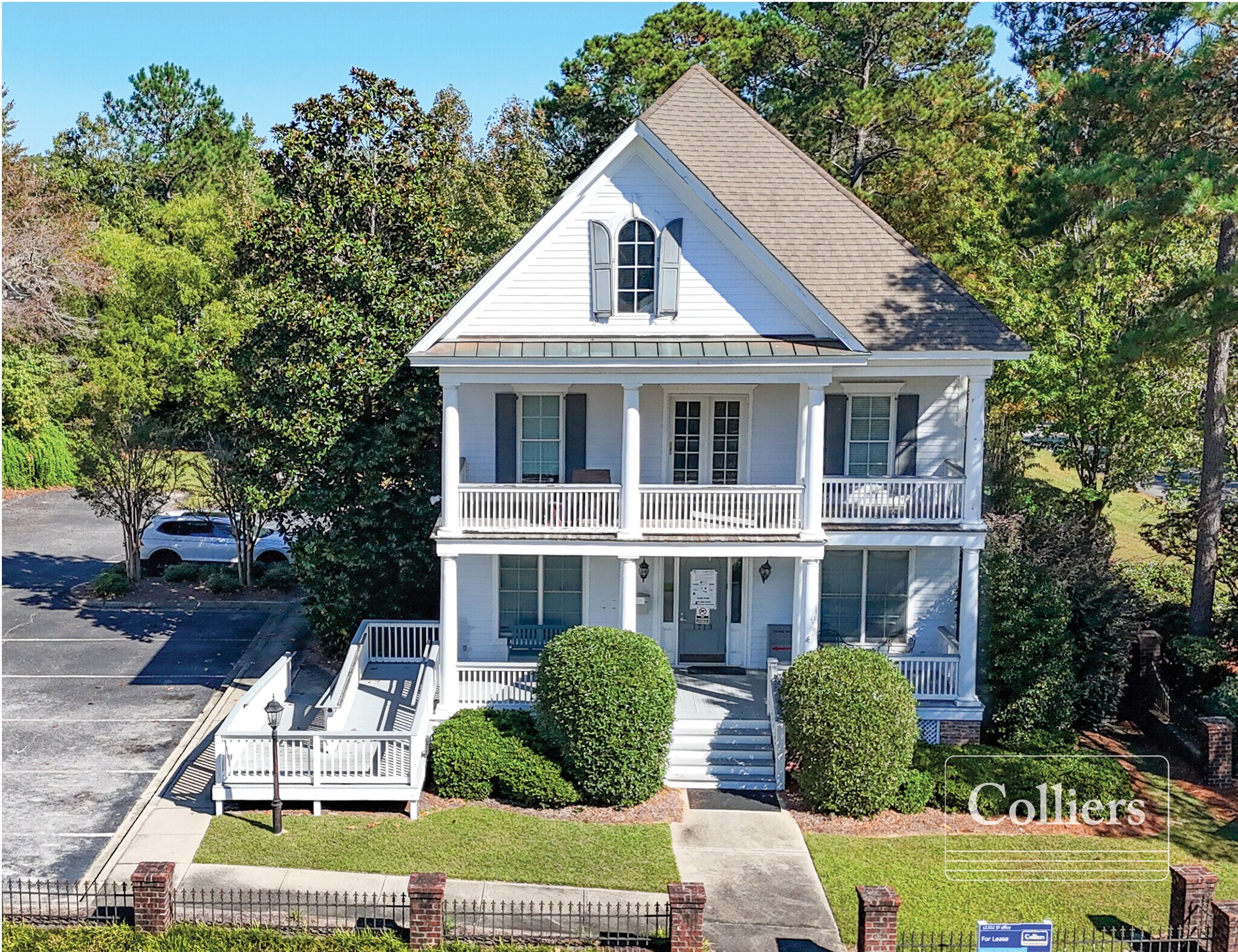 1713 Woodcreek Farms Rd, Elgin, SC à vendre Photo du bâtiment- Image 1 de 4