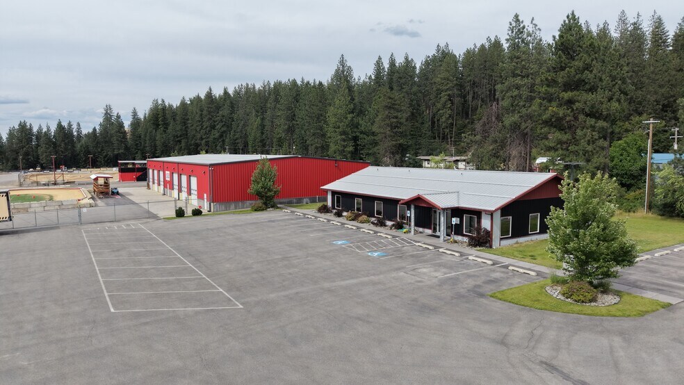 15223 N Government Way, Hayden, ID à vendre - Photo du bâtiment - Image 2 de 30