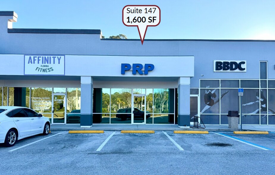 2683 St Johns Bluff Rd S, Jacksonville, FL à louer - Photo du bâtiment - Image 2 de 7