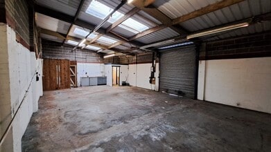 4 Dock Rd, Widnes for lease Interior Photo- Image 2 of 3