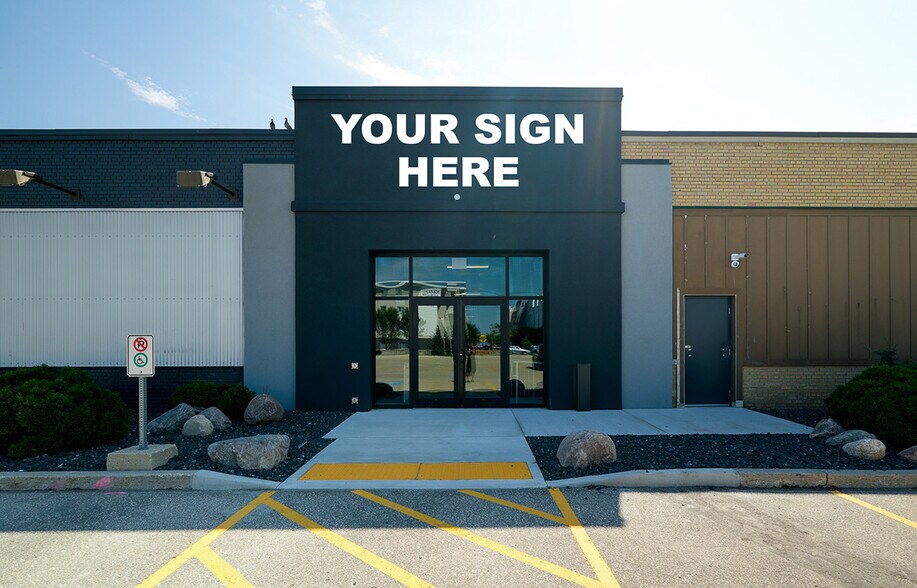 1300 Ellice Ave, Winnipeg, MB à louer - Photo du bâtiment - Image 1 de 4