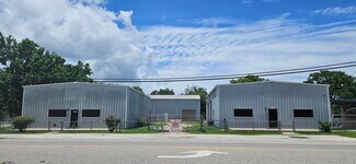 Plus de détails pour 130 Grand Ave, Bacliff, TX - Industriel à vendre