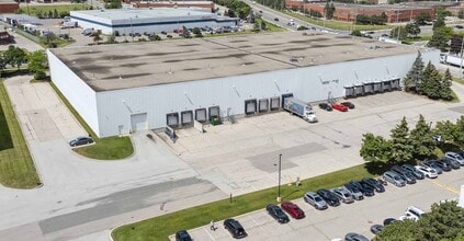 1030 Courtneypark Dr E, Mississauga, ON for lease Building Photo- Image 1 of 13
