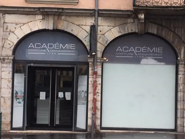 61 Quai Saint Vincent, Lyon à louer - Photo du bâtiment - Image 3 de 17