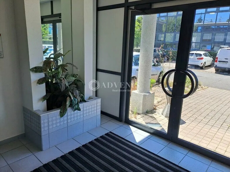 Bureau dans Nantes à louer - Hall d’entrée - Image 3 de 7