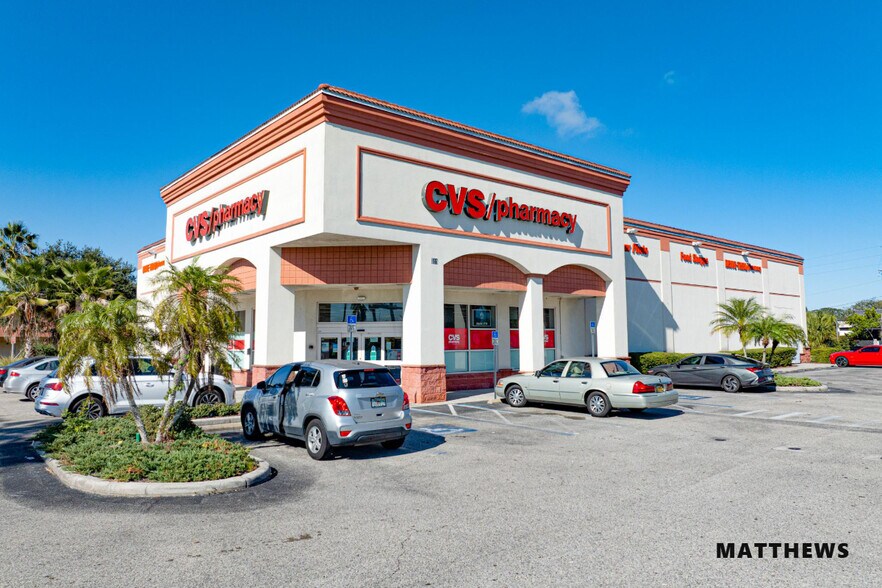 3511 US Highway 19, New Port Richey, FL à vendre - Photo du bâtiment - Image 2 de 3