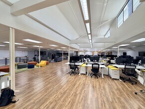 278 Castro St, Mountain View, CA à louer Photo intérieure- Image 1 de 4