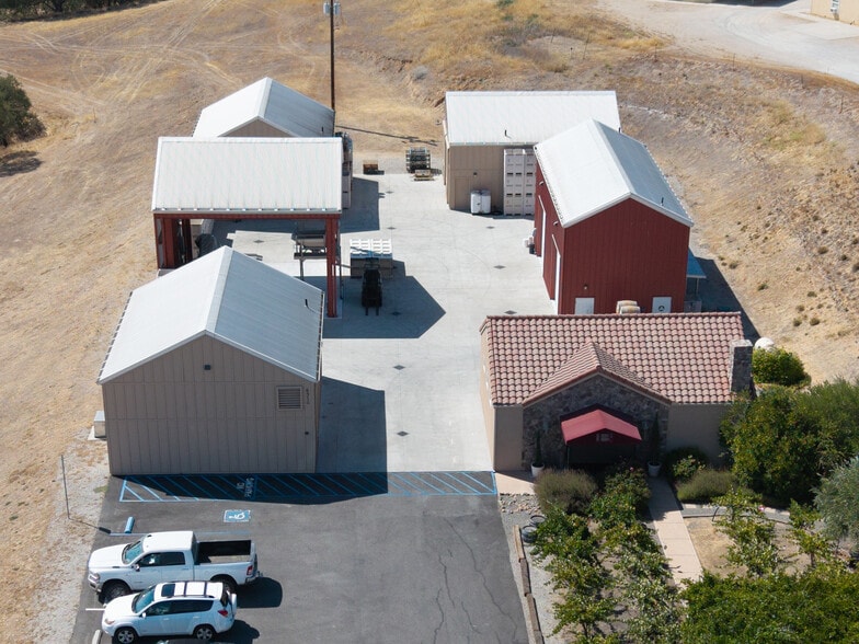6950 Union Rd, Paso Robles, CA for lease - Building Photo - Image 1 of 5