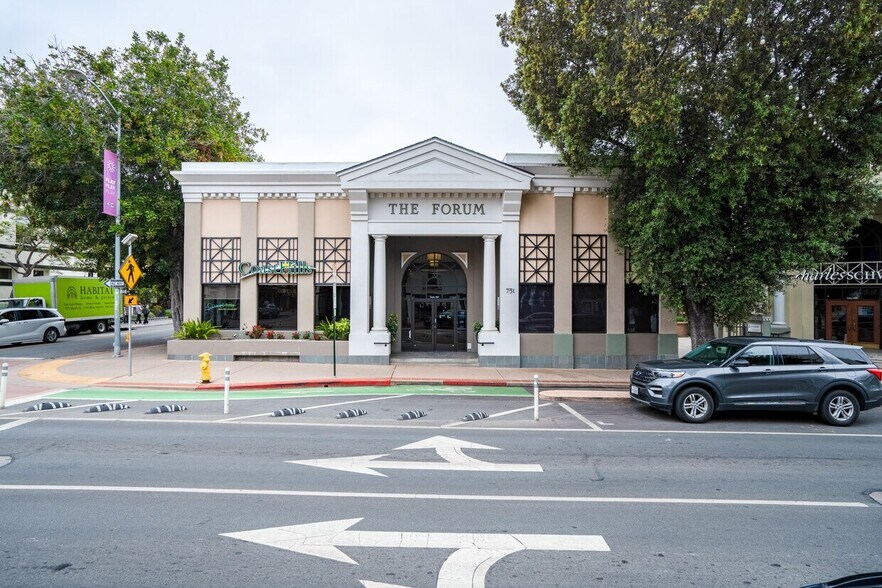 751 Marsh St, San Luis Obispo, CA à louer - Photo du bâtiment - Image 2 de 23