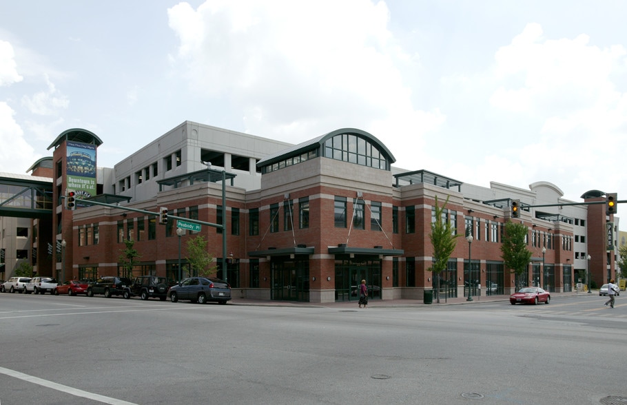 250 Peabody Pl, Memphis, TN for lease - Building Photo - Image 2 of 5