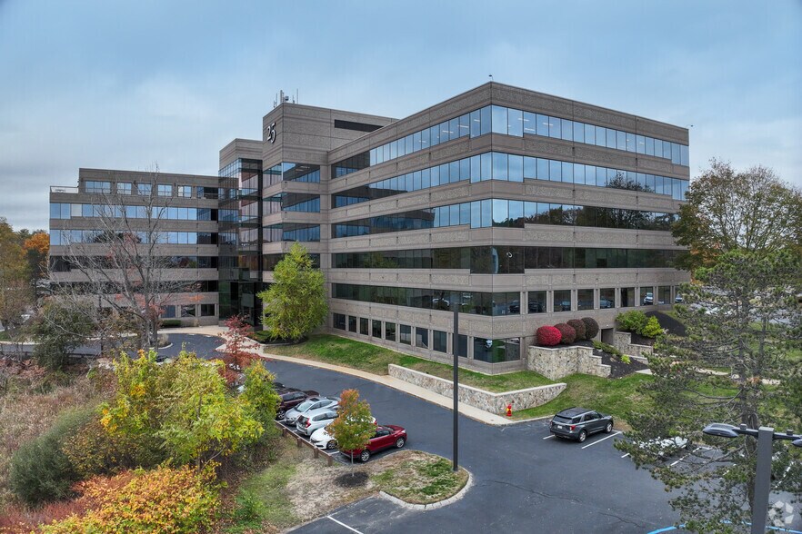 25 Mall Rd, Burlington, MA for lease - Primary Photo - Image 1 of 4