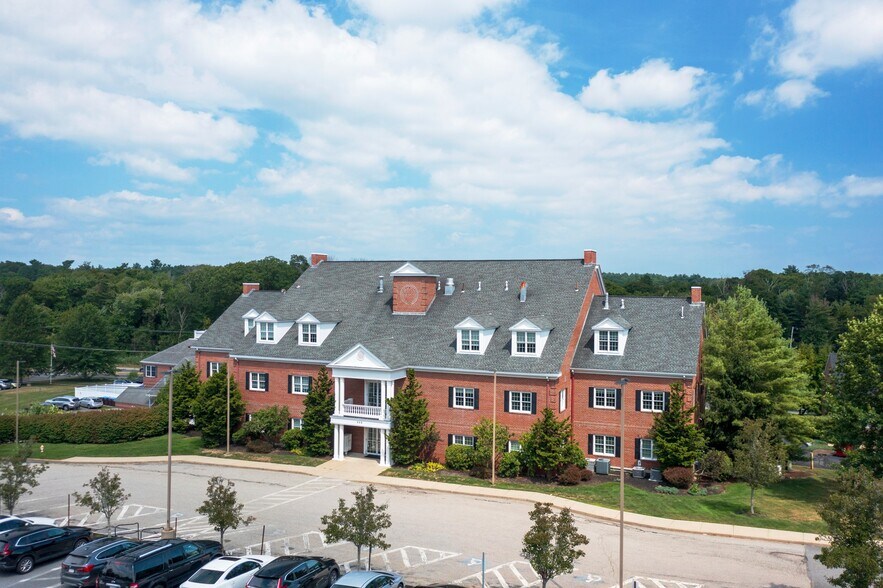 223 Chief Justice Cushing Hwy, Cohasset, MA à louer - Photo du bâtiment - Image 3 de 33