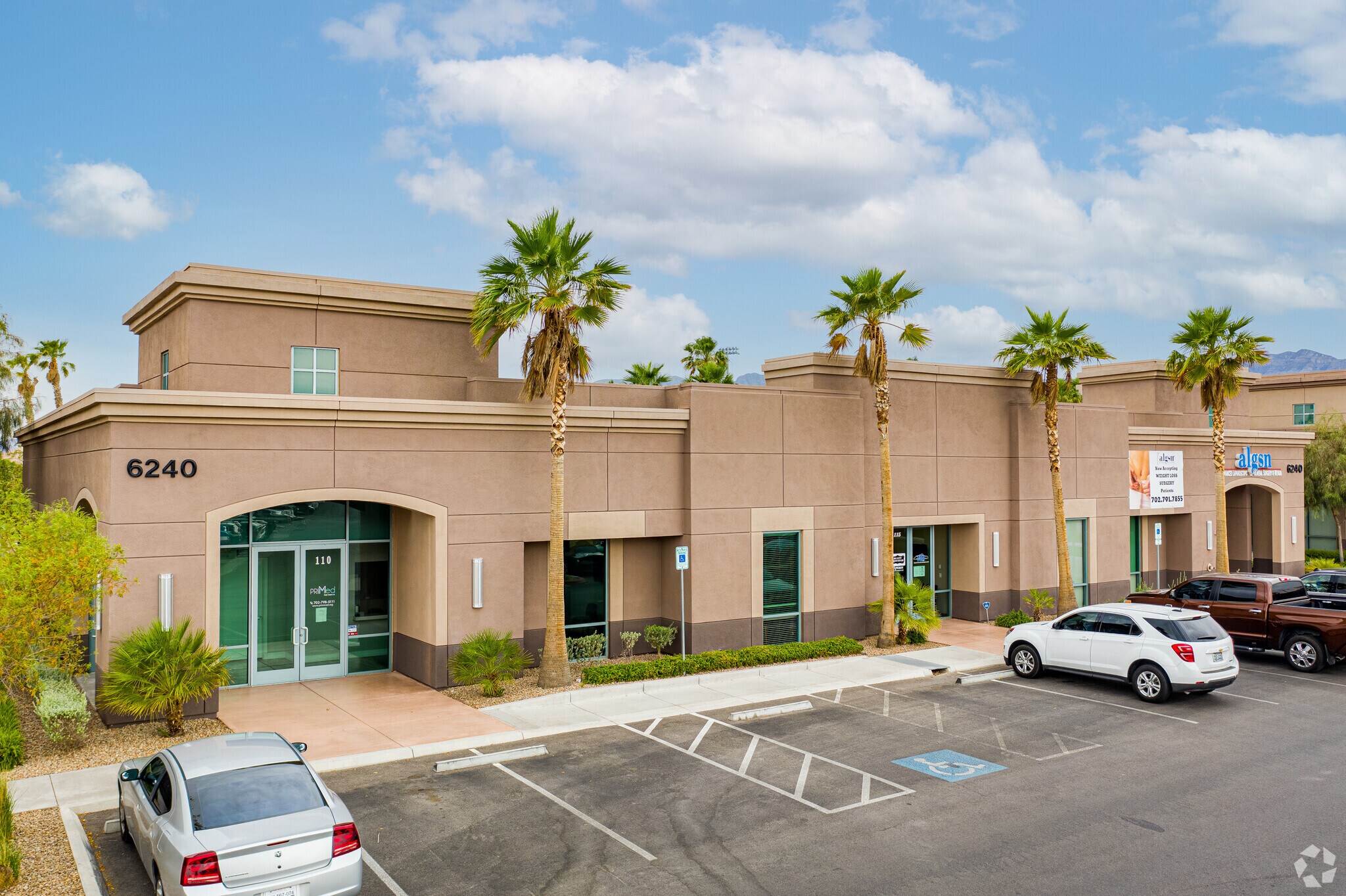 6240 N Durango Dr, Las Vegas, NV à vendre Photo du bâtiment- Image 1 de 1